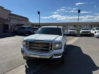2017 GMC Sierra 1500 Crew Cab photo 3