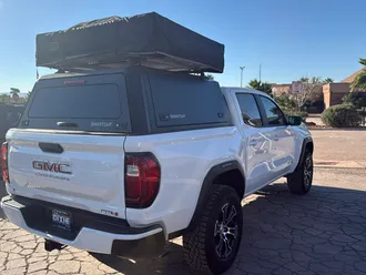2024 GMC Canyon photo 3