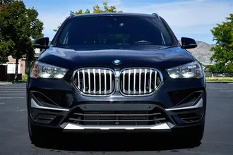 2021 BMW X1 photo 2
