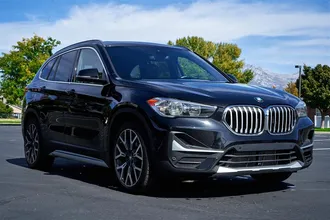 2021 BMW X1 photo 3
