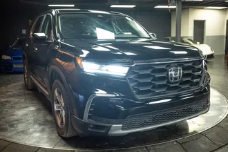 2025 HONDA PILOT photo 5