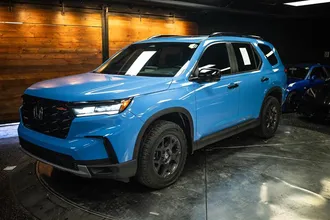 2025 HONDA PILOT photo 2