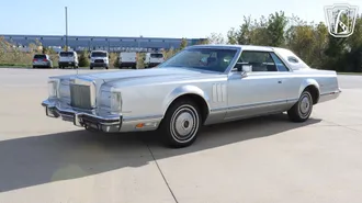 1978 Lincoln Mark V photo 3