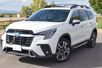2023 Subaru Ascent photo 3