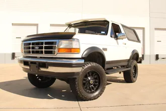 1995 Ford Bronco photo 3