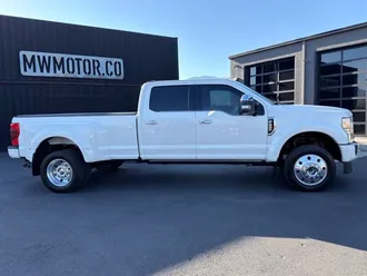 2022 Ford F-450SD photo 5
