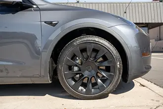 Model Y 3