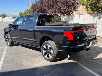 2023 Ford F-150 Lightning Platinum photo 5