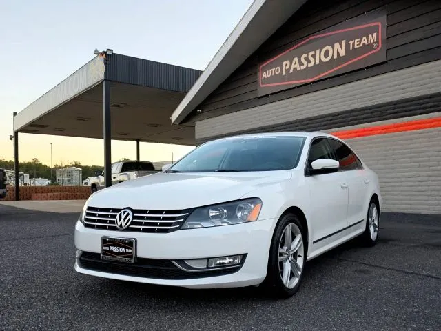 2014 Volkswagen Passat TDI SEL Premium Sedan 4D