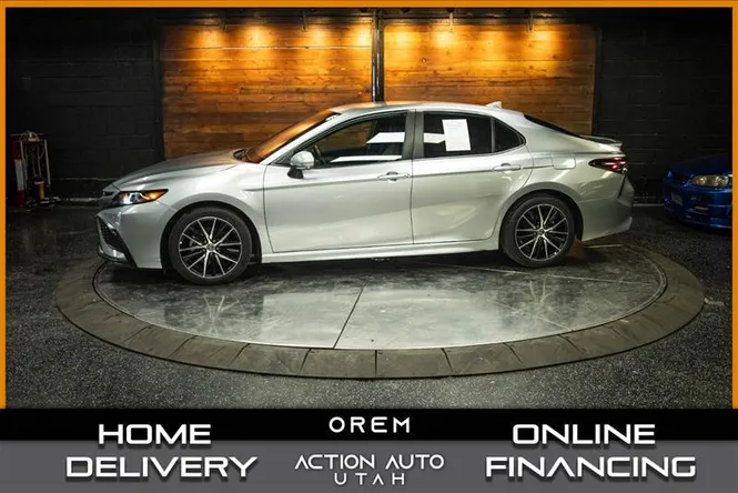 2024 TOYOTA CAMRY