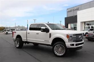 2019 FORD SUPER DUTY F-350 SRW photo 2