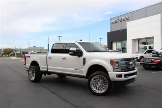 2019 FORD SUPER DUTY F-350 SRW photo 3