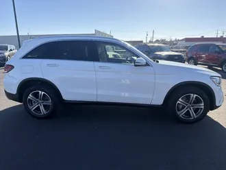 2021 Mercedes-Benz GLC photo 2