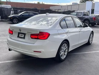 2016 BMW 3 Series 320i xDrive photo 7