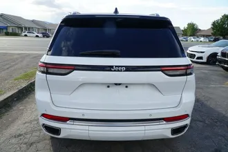 2022 Jeep Grand Cherokee 4xe photo 7