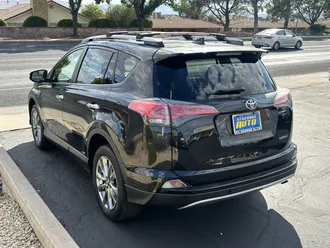 2017 Toyota RAV4 Hybrid photo 6