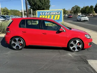 2010 Volkswagen GTI photo 3