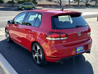 2010 Volkswagen GTI photo 6