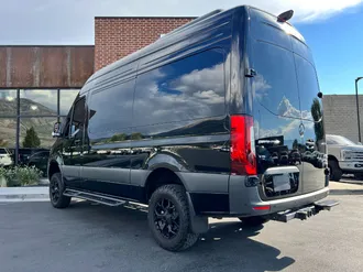 2025 Mercedes-Benz Sprinter 2500 photo 4