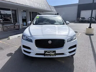 2018 JAGUAR F-PACE photo 2