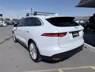 2018 JAGUAR F-PACE photo 7