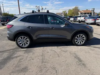 2021 Ford Escape photo 4