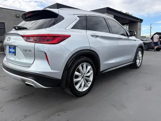 2019 Infiniti QX50 photo 2