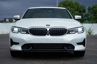 2020 BMW 3 SERIES photo 2