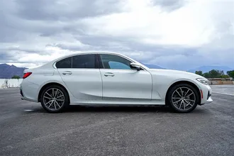 2020 BMW 3 SERIES photo 4