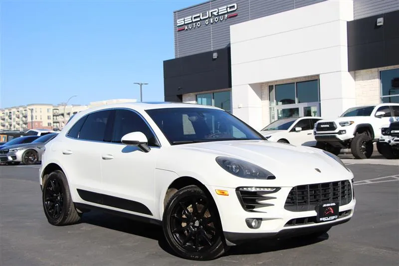 2015 PORSCHE MACAN S