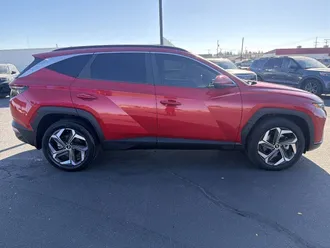 2022 Hyundai Tucson photo 2