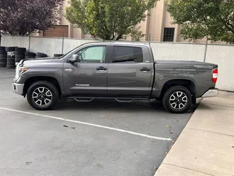 2019 Toyota Tundra SR5 photo 4