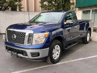 2018 Nissan Titan SV photo 3