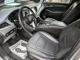 2022 Buick Enclave Premium photo 2