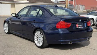 2011 BMW 3 Series photo 7