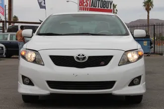 2010 Toyota Corolla photo 3