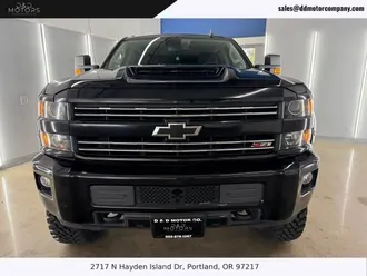 2017 Chevrolet Silverado 2500 HD Crew Cab photo 6
