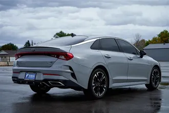 2021 KIA K5 photo 3
