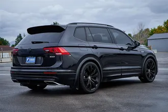 2021 VOLKSWAGEN TIGUAN photo 5