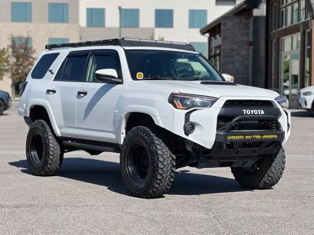 2021 Toyota 4Runner TRD Off-Road
