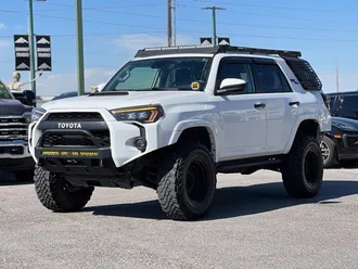 2021 Toyota 4Runner photo 3