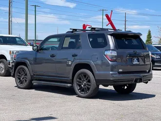 2021 Toyota 4Runner photo 2