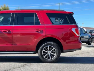 2021 Ford Expedition photo 5
