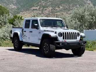 2021 Jeep Gladiator photo 2