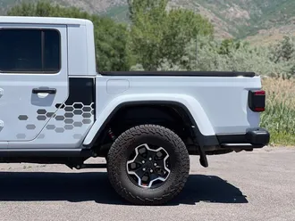 2021 Jeep Gladiator photo 7