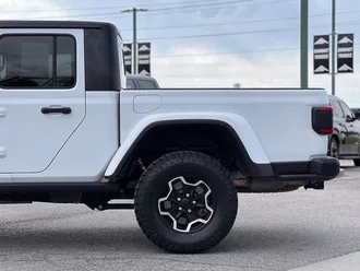 2020 Jeep Gladiator photo 5