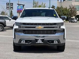 2020 Chevrolet Silverado 1500 photo 2
