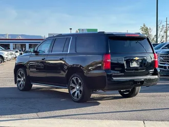 2019 Chevrolet Suburban photo 6