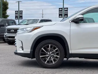 2019 Toyota Highlander photo 4