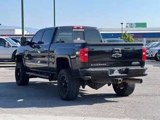 2017 Chevrolet Silverado 3500HD photo 6